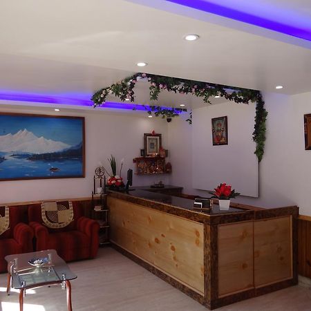 Hotel Natraj Manali ダラムシャーラー エクステリア 写真